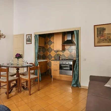 Borgo 6 *