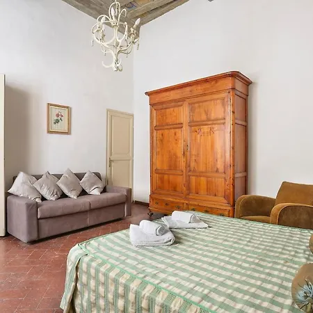 Borgo 6 Apartment