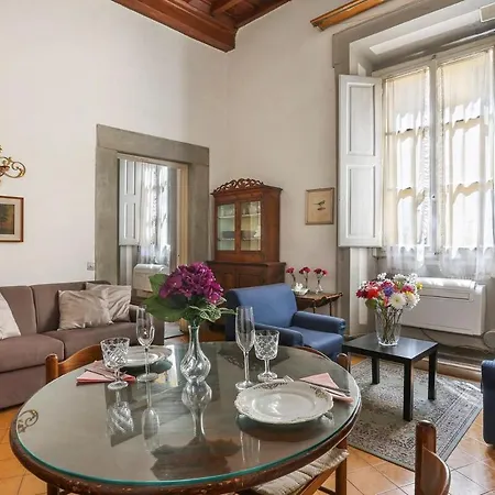 Borgo 6 Apartment Florence